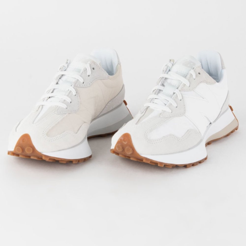 NEW Women's New Balance 327 in White Beige Gum